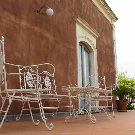 Valle Allegra Couette-café 3*