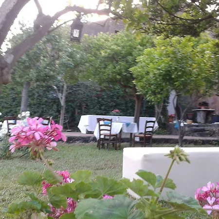 Couette-café Valle Allegra 3*
