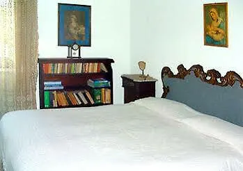 Couette-café Valle Allegra